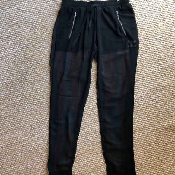 Adidas Originals x Rita Ora sweatpants in Skeleton, Halloween-perfect! - Picture 4 of 5